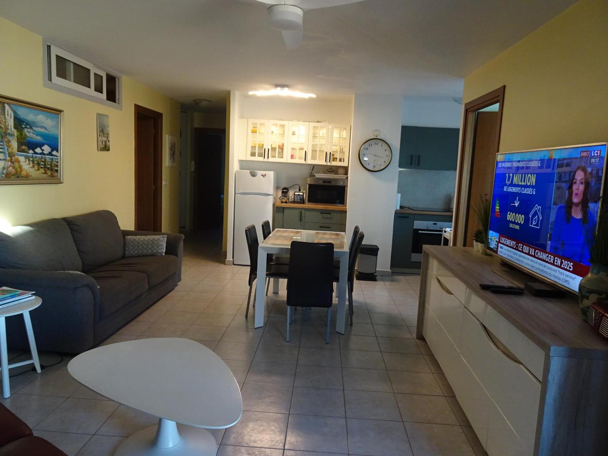Appartement 6 Personnes Face A La Mer Cagnes-sur-Mer Buitenkant foto